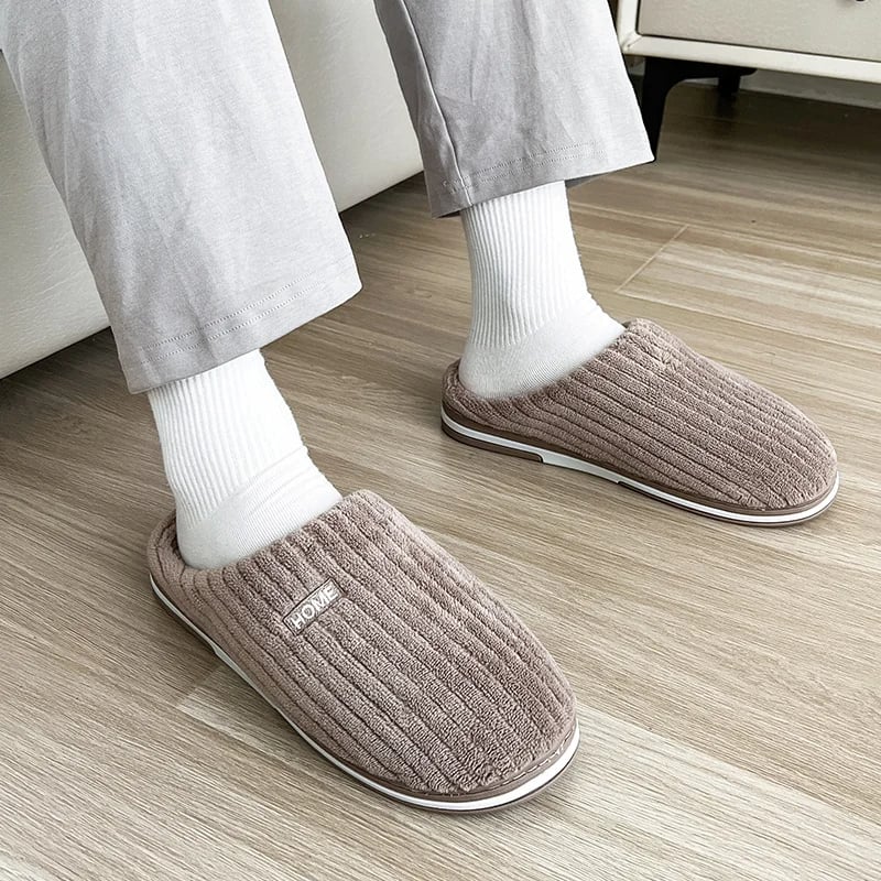 Warme Hausschuhe mit Plüschfutter | Rutschfeste Winter-Slipper | Bequeme Pantoffeln für Zuhause