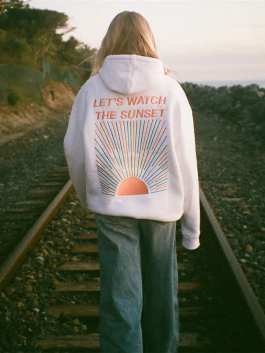 Unisex Kapuzenpullover | Leicht & atmungsaktiv | Sunset Grafikprint „Let’s Watch the Sunset“ | Bequeme Passform