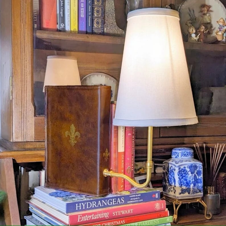 BookGlow™ - Angenehmes Lesen mit sanftem, fokussiertem Licht