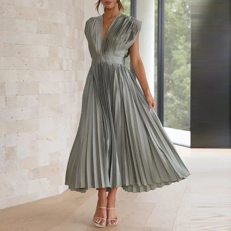 Bria™ | Maxikleid mit V-Ausschnitt und Plissee
