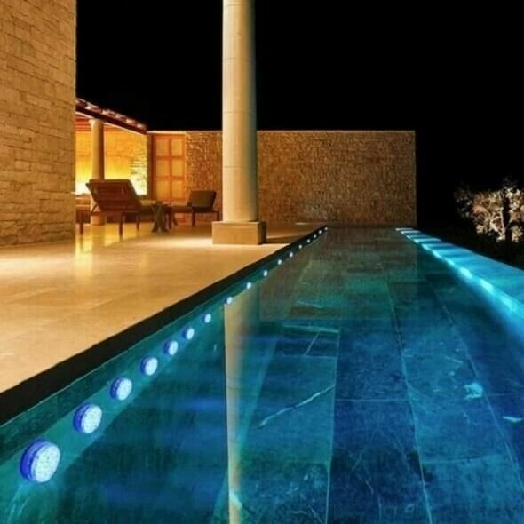 1+1 GRATIS | Lumea™ Verwandeln Sie Ihren Pool in eine strahlende Oase