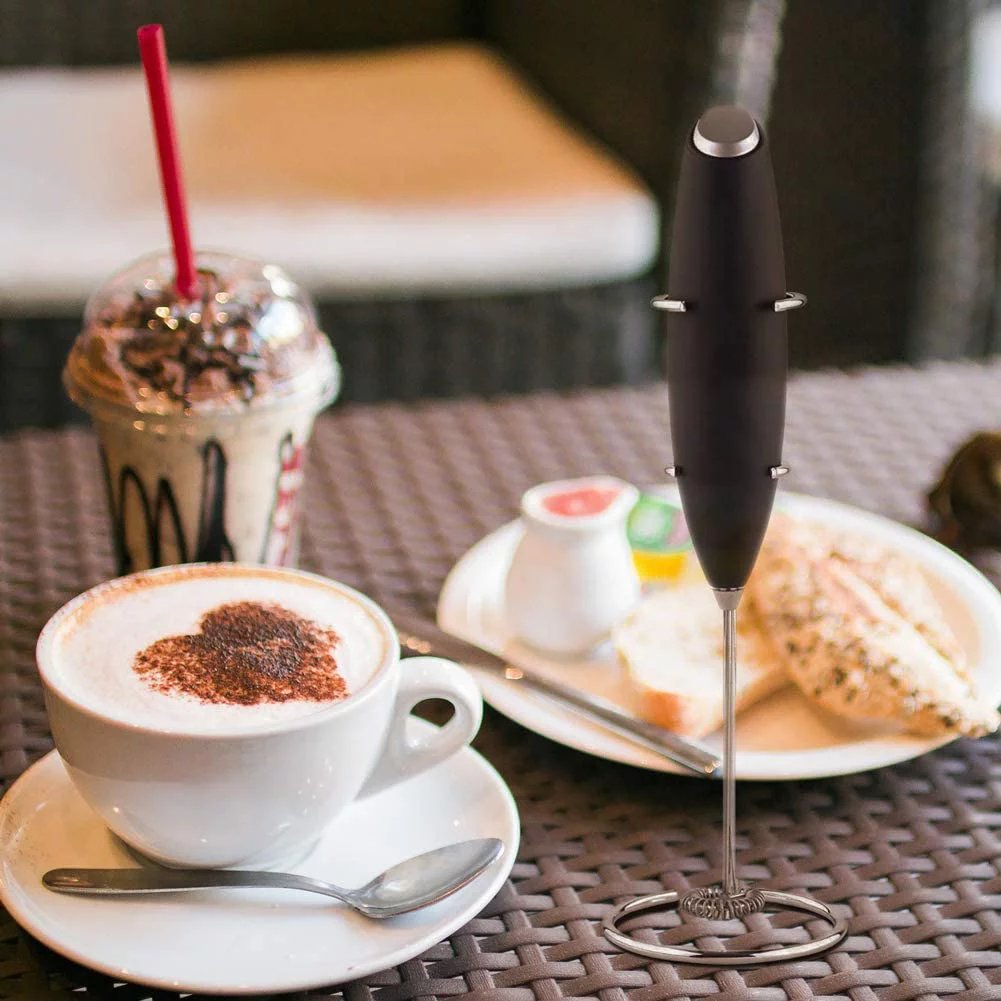 VelviWhip™ — Sofort Café-Qualitätsschaum für unwiderstehlich cremige Kaffeegenüsse aufschäumen