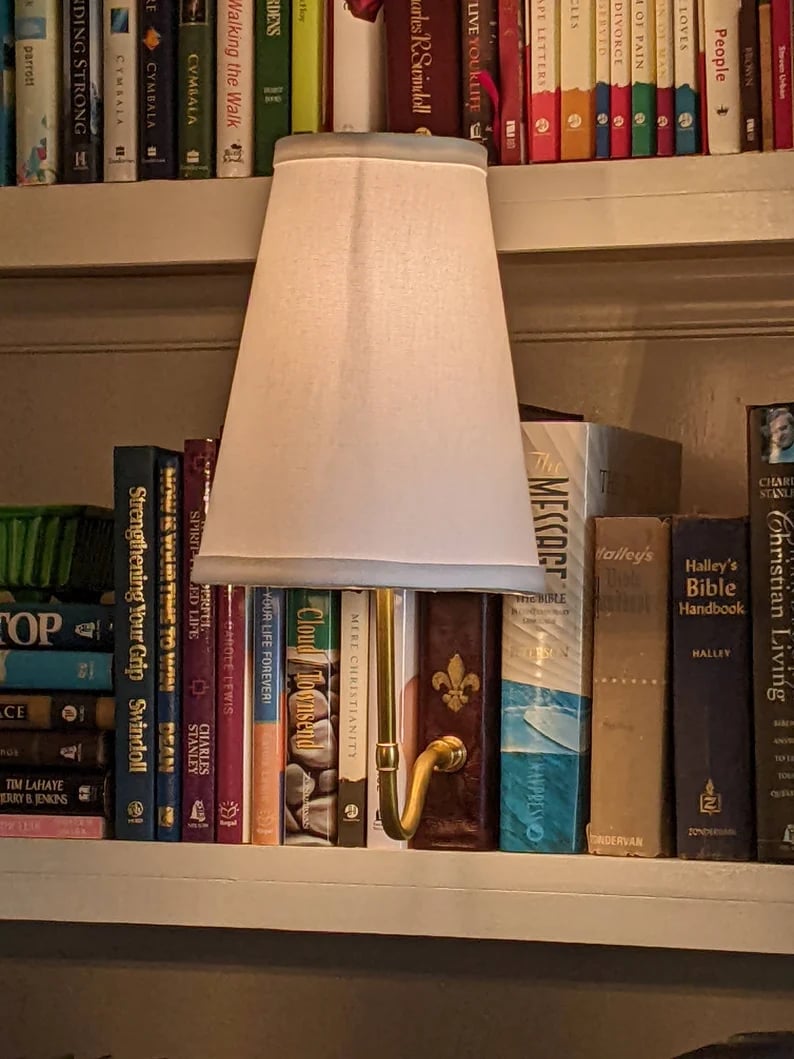 BookGlow™ - Angenehmes Lesen mit sanftem, fokussiertem Licht