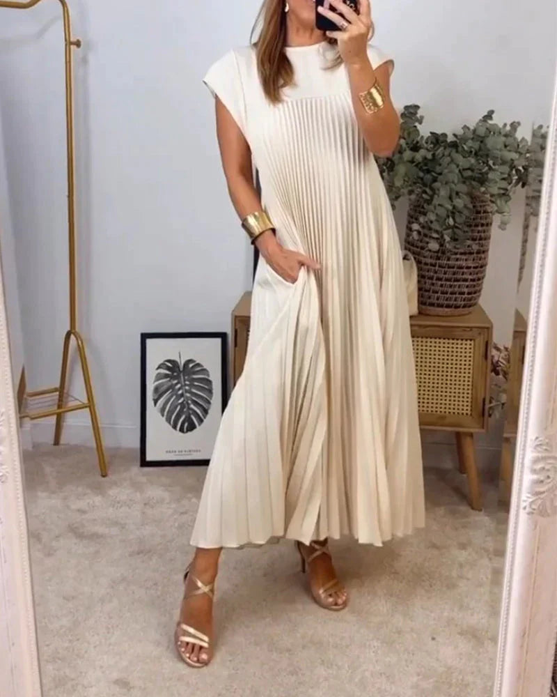 Aniyah™ - Ärmelloses Faltenkleid