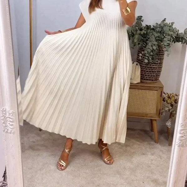 Aniyah™ - Ärmelloses Faltenkleid