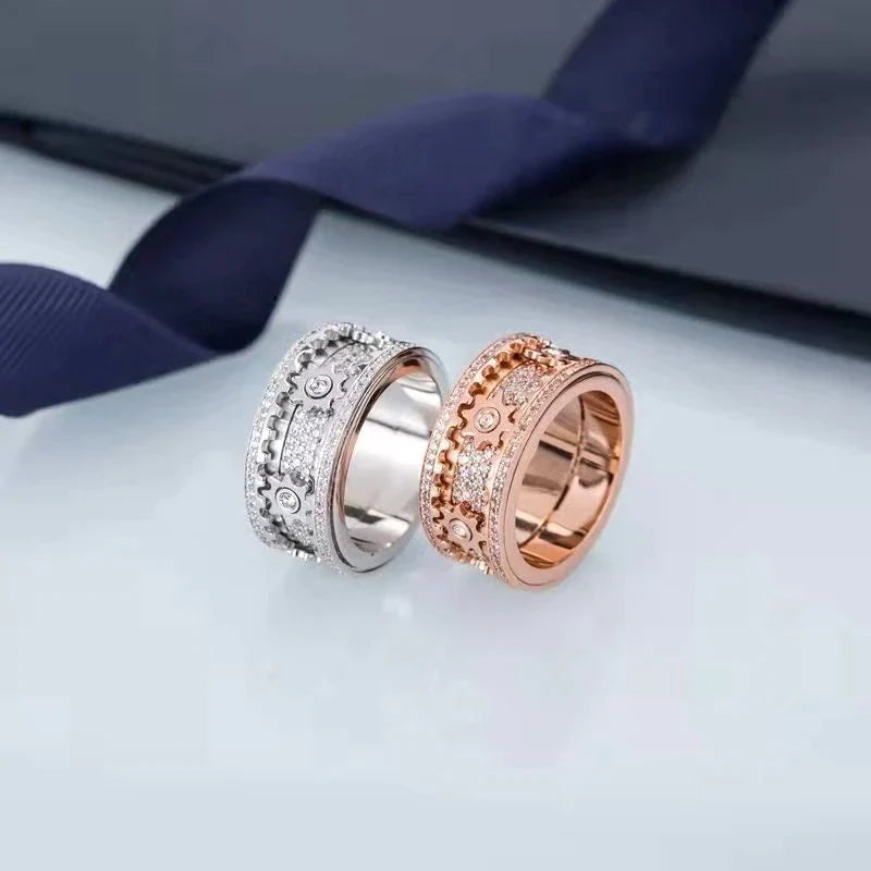 Drehbarer Damen Kristallring mit Zahnrädern | Fidget Ring aus Kupferlegierung | Bewegliche Elemente & Zirkonia-Besatz