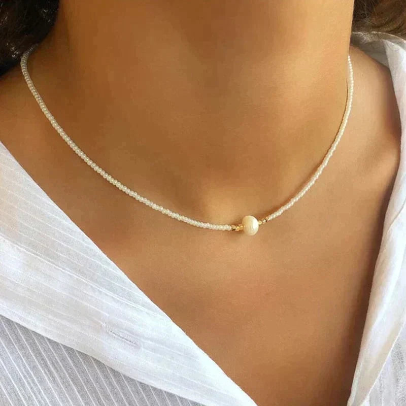 Perlen Halskette Damen handgefertigt | Süßwasserperlen Schmuck elegant | Zeitlose Damen Kette verstellbar