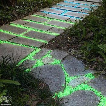 50+50 GRATIS | GlowPebbles - Bringen Sie Licht in dunkle Wege