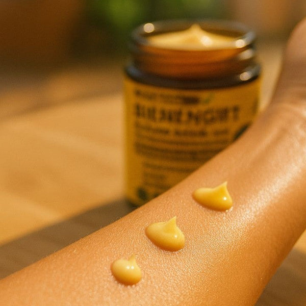 Bienengiftcreme | Salbe mit Bienengift, Hyaluron & Kollagen | BeeLixir