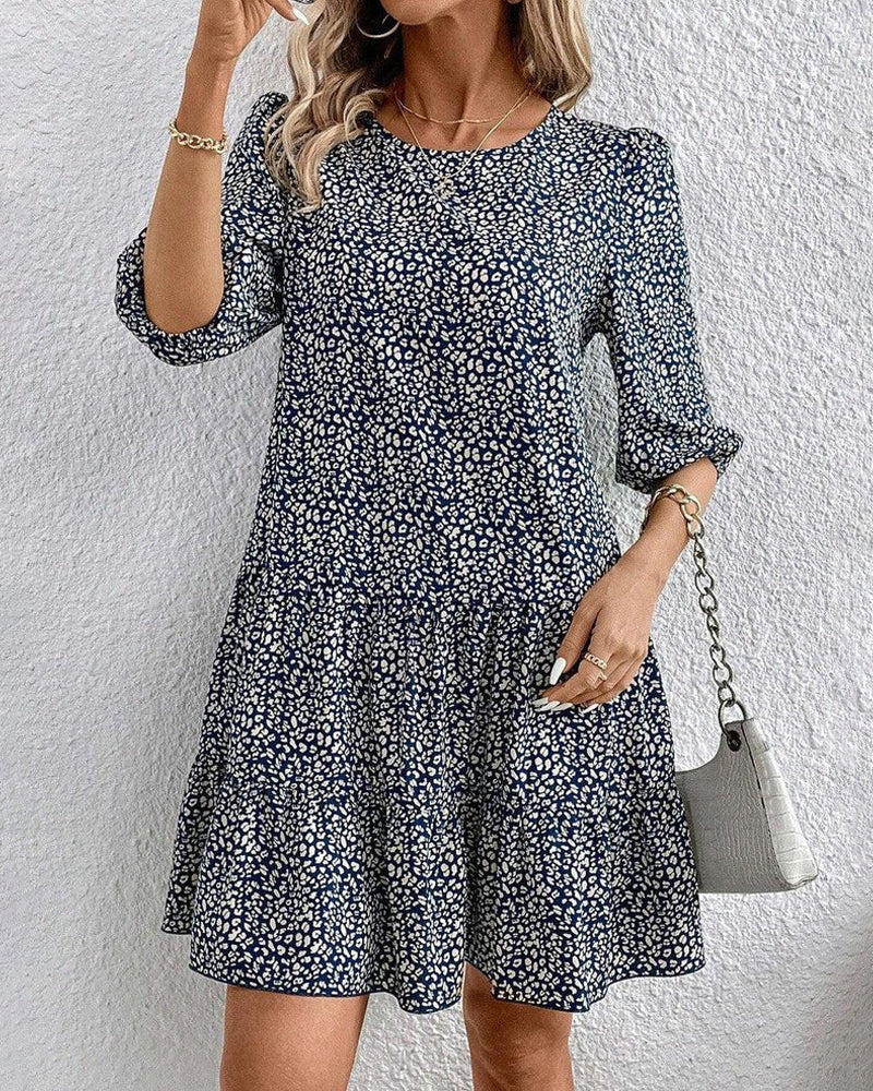 Stormi™ | Kleid mit elegantem Stil und Rundhalsausschnitt