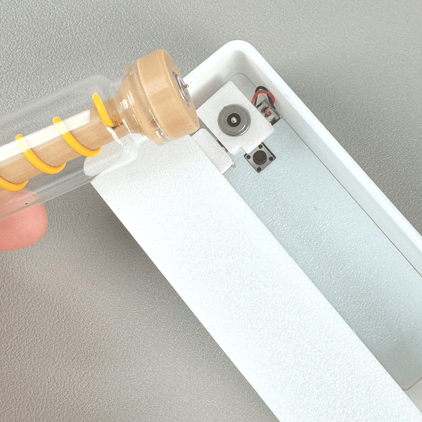 MagnetoLamp™ - 3D-gedruckte magnetische Ejektions-Nachtlampe