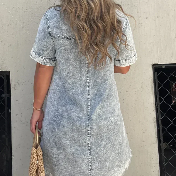Vera | Lässiges Hemdblusenkleid aus Denim