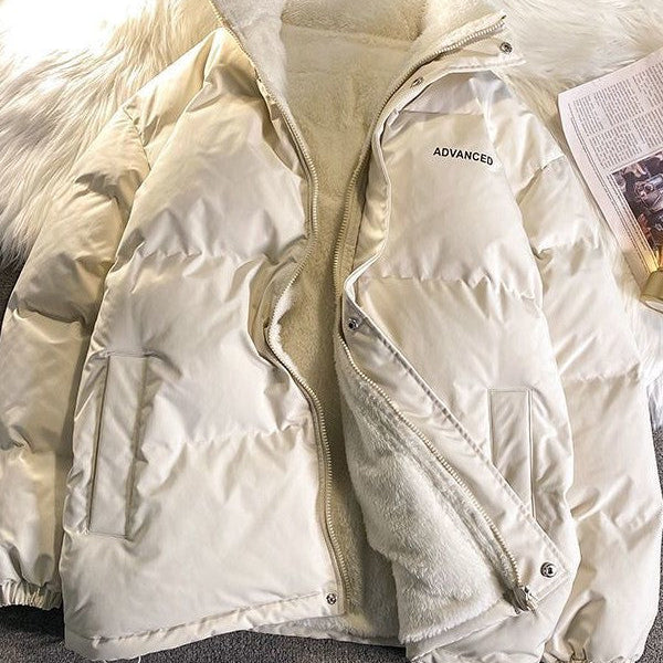 Moderner Gepolsterter Herbst- und Wintermantel